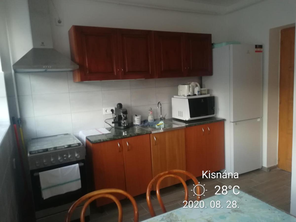 Éden Vendégház Apartman Kisnána Kültér fotó